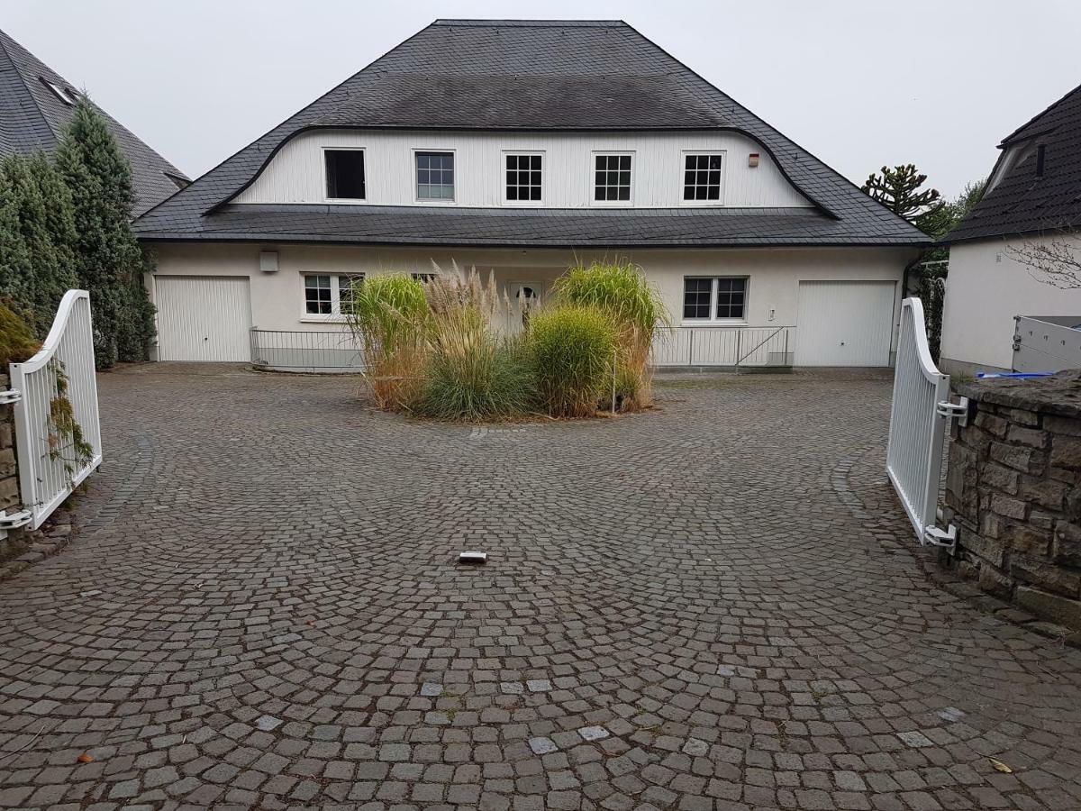 Wohnen Im Souterrain Einer Villa Herdecke Buitenkant foto
